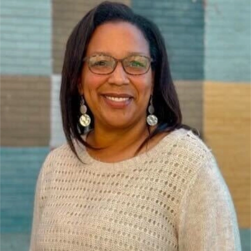 Deidre-Thomas-sq Diedre Thomas
